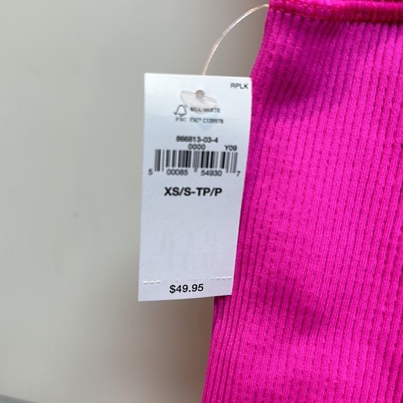 GapFit Seamless ribbed Bike Short - Picture 3 of 3